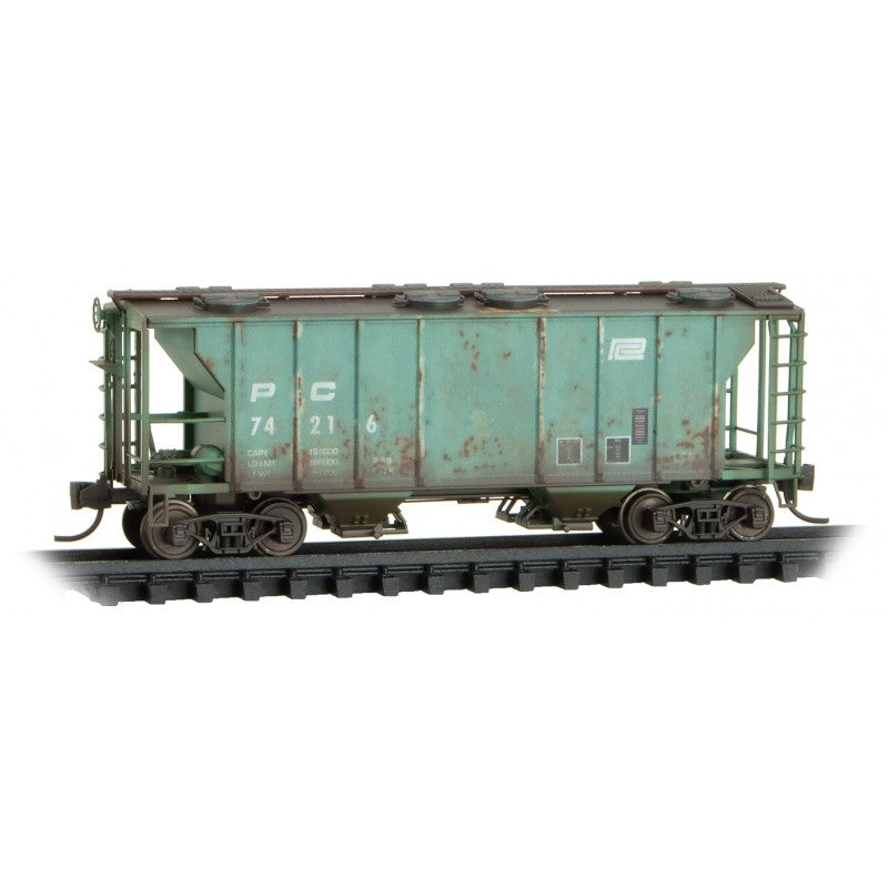 Penn Central weathered Rd# 74216 - Rel. 3/24
